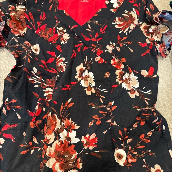 Five size large LANDAU scrub tops medical - Picture 3 of 7